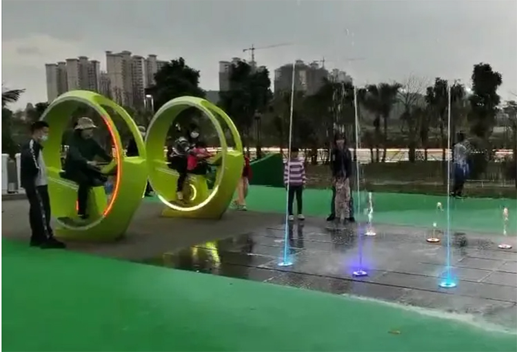自行车喷泉-户外水景喷泉互动游乐设备